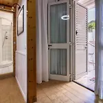 Guesthost - Lovely Nest With Veranda *