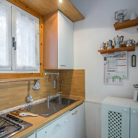 Appartement Guesthost - Lovely Nest With Veranda