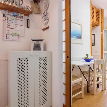 Guesthost - Lovely Nest With Veranda Apartmán *